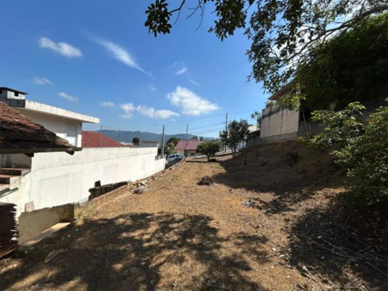 Terreno com edícula - Rio do Sul - SC, localizado em Rio Do Sul - SC, bairro Eugênio Schneider