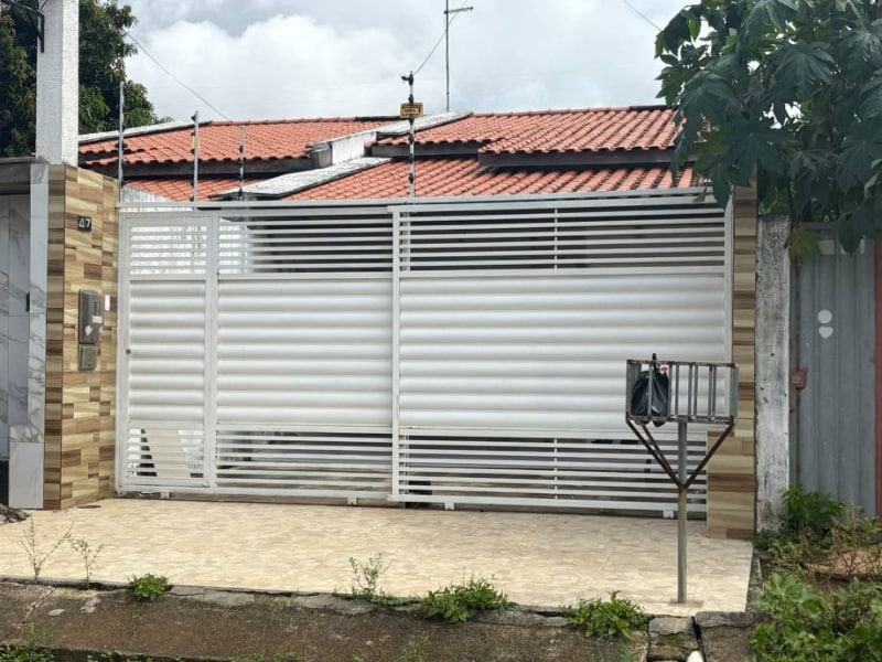 Casa - Feira de Santana - BA, localizado em Feira De Santana - BA, bairro Mangabeira
