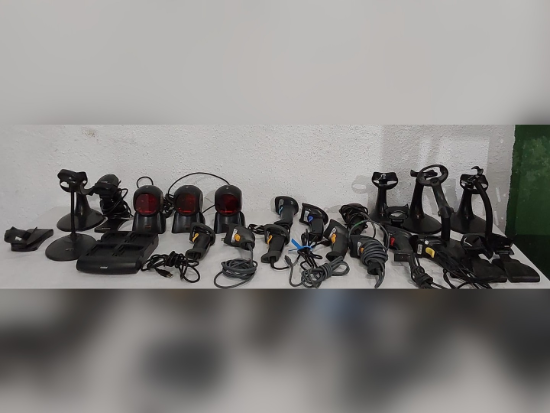 Lote Contendo 15 Unidades de Coletores de Dados e Leitores