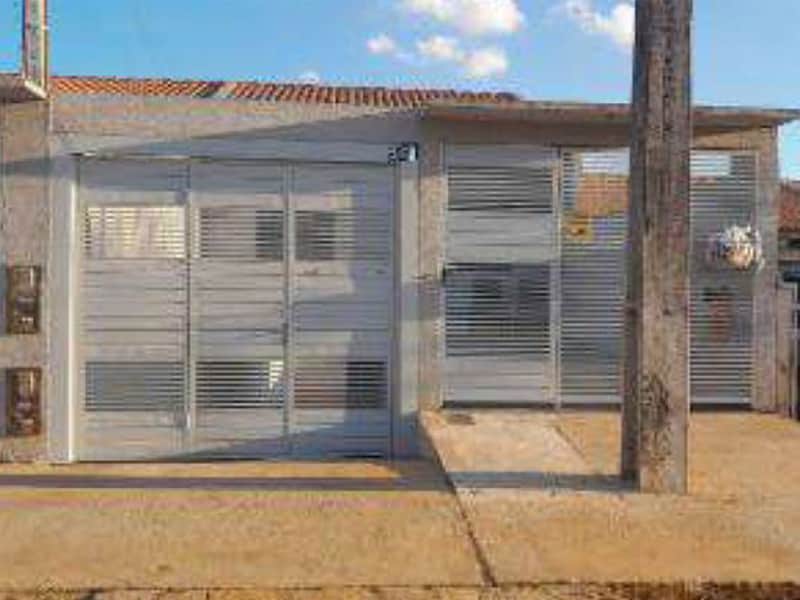 Casa - Ponta Grossa - PR, localizado em Ponta Grossa - PR, bairro Contorno