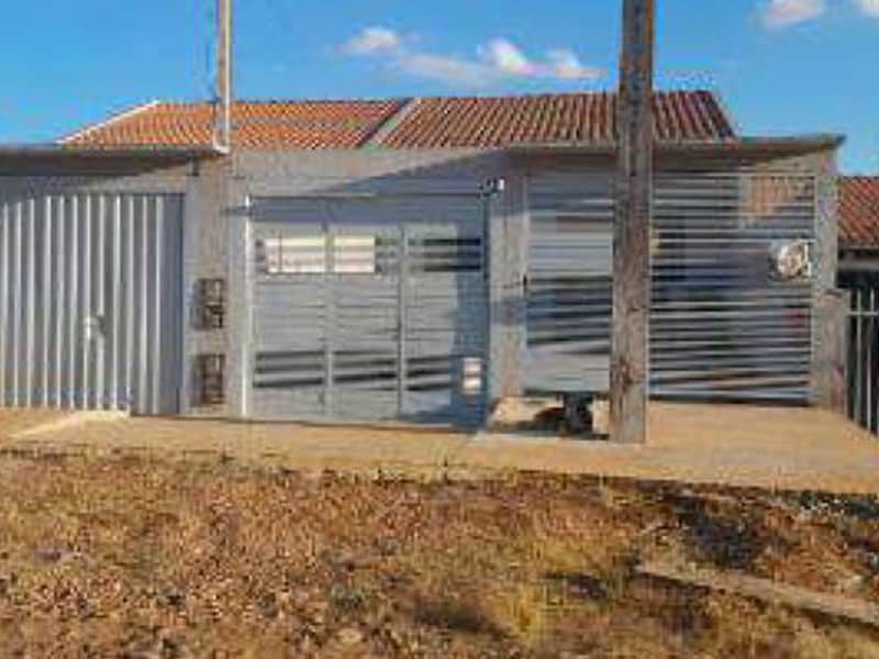 Casa - Ponta Grossa - PR, localizado em Ponta Grossa - PR, bairro Contorno
