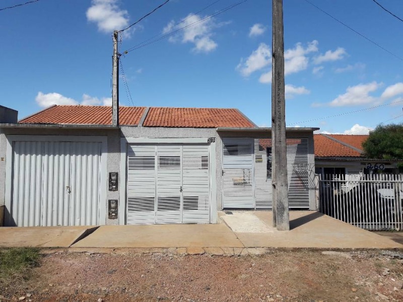 Casa - Ponta Grossa - PR, localizado em Ponta Grossa - PR, bairro Contorno