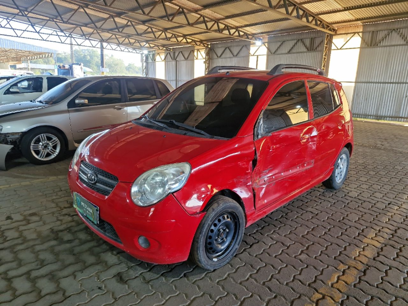 Kia Picanto 2008 em leilão