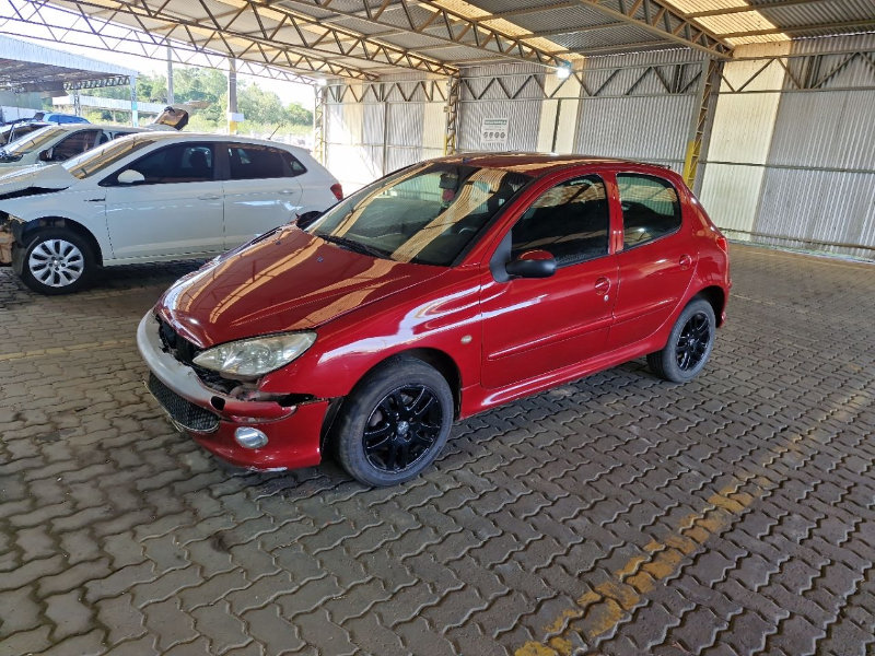 Peugeot 206 - Foto 1