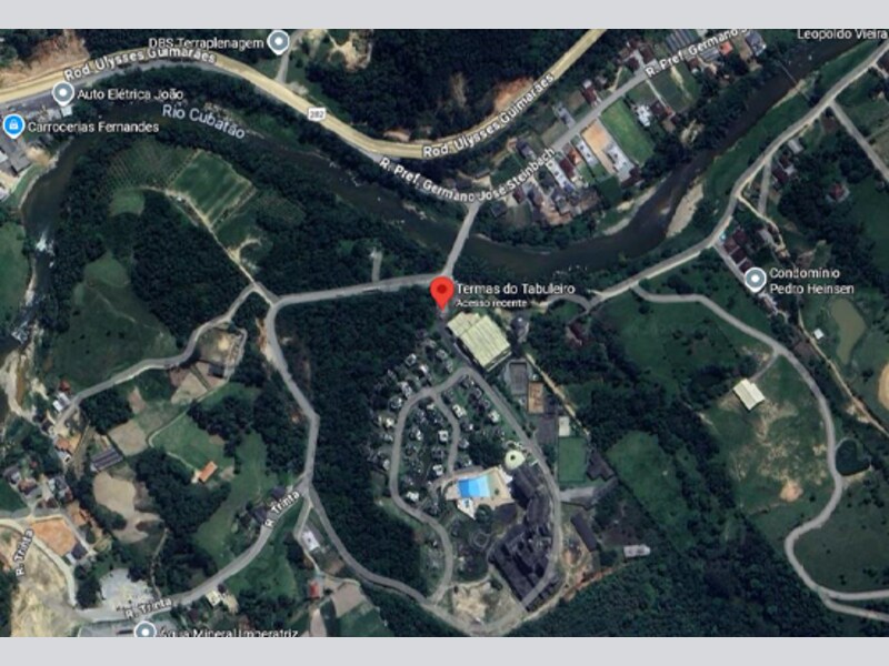 Casa e duas vagas de garagem - Santo Amaro da Imperatriz - SC, localizado em Santo Amaro Da Imperatriz - SC, bairro Vila Mata