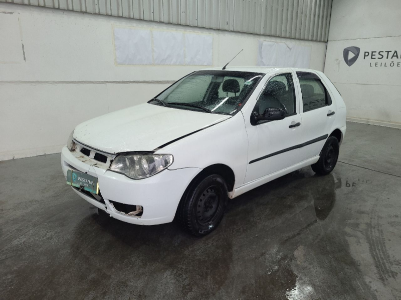 Fiat Palio 2008 em leilão