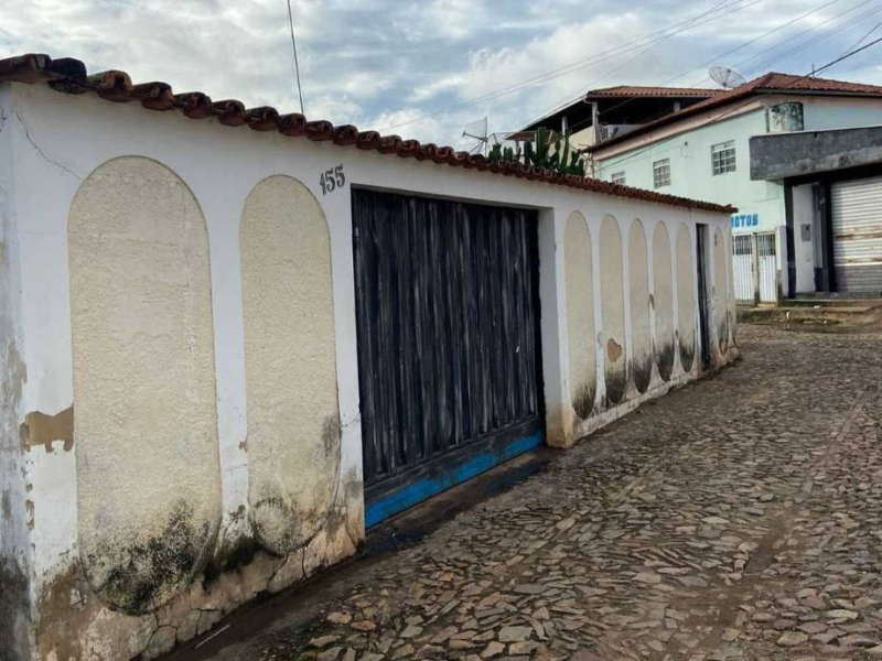 Casa - Grão Mogol - MG, localizado em Grão Mogol - MG, bairro Centro
