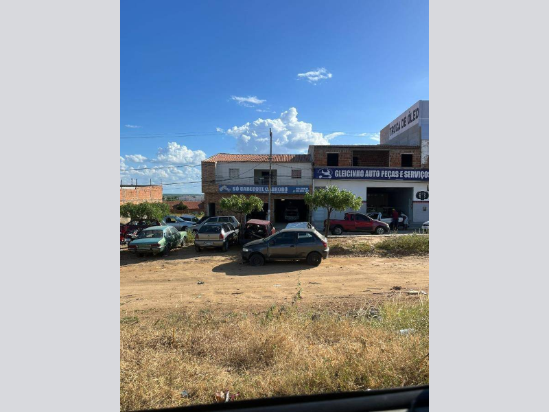 Casa - Cabrobó - PE, localizado em Cabrobó - PE, bairro Centro