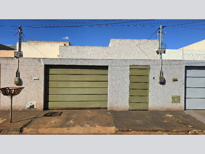 Casa - Santa Helena de Goiás - GO, localizado em Santa Helena De Goiás - GO, bairro Centro