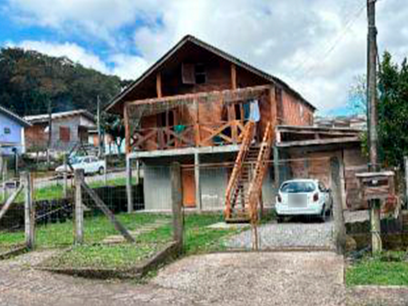 Casa - Canela - RS, localizado em Canela - RS, bairro Jardim das Fontes