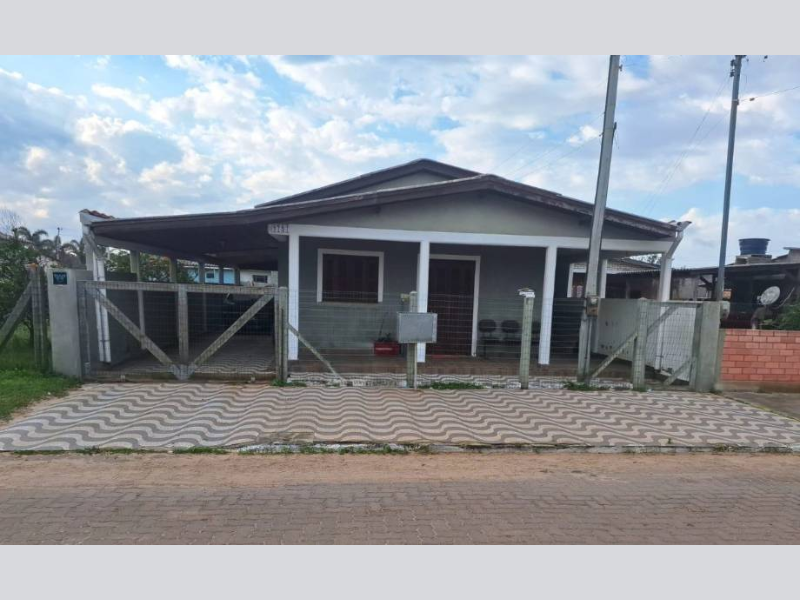 Casa - Mostardas - RS, localizado em Mostardas - RS, bairro Centro