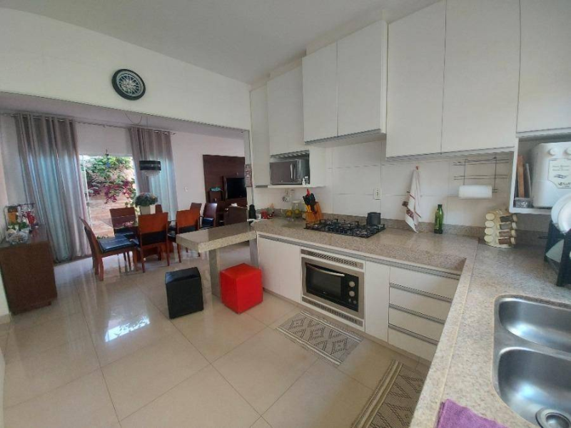 Casa - Uberlândia - MG, localizado em Uberlândia - MG, bairro Jardim das Palmeiras