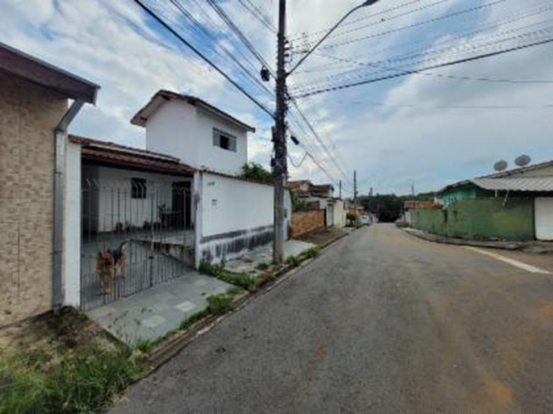 Casa - Pindamonhangaba - SP, localizado em Pindamonhangaba - SP, bairro Triângulo
