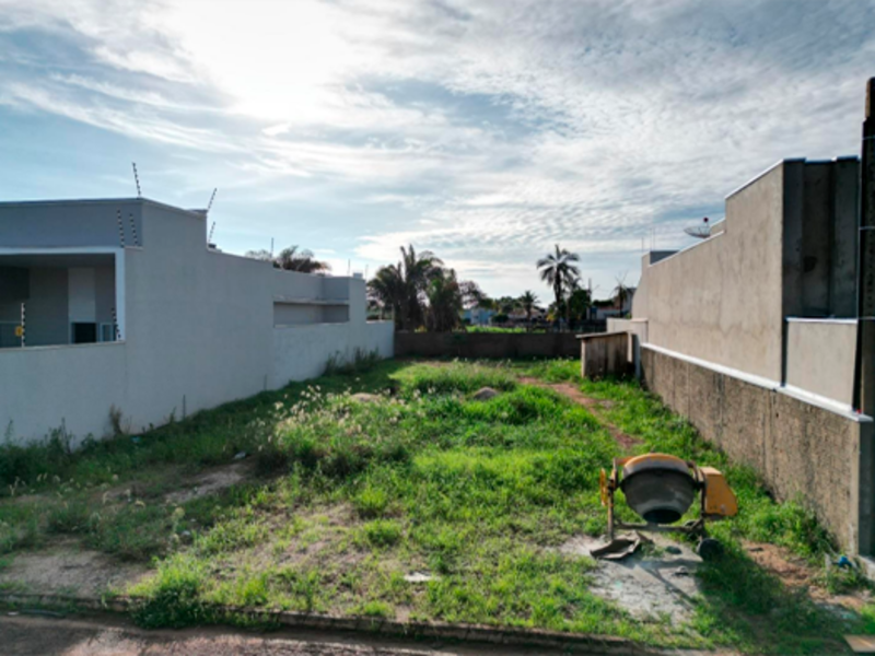 Terreno - Juína - MT, localizado em Juína - MT, bairro Jardim Três Américas