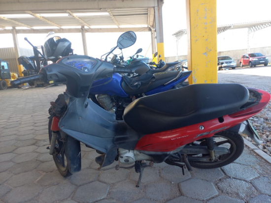 - Sucata Honda Biz 125 KS 2011 2011 Gas/Alc