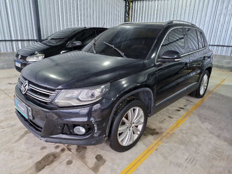 Volkswagen Tiguan - Foto 1