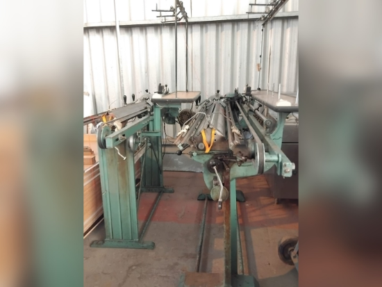 Lote contendo 2 sucata de Máquina Têxtil Industrial Berti.