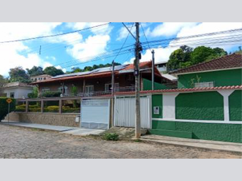 Casa - Volta Grande - MG, localizado em Volta Grande - MG, bairro Meia Lua