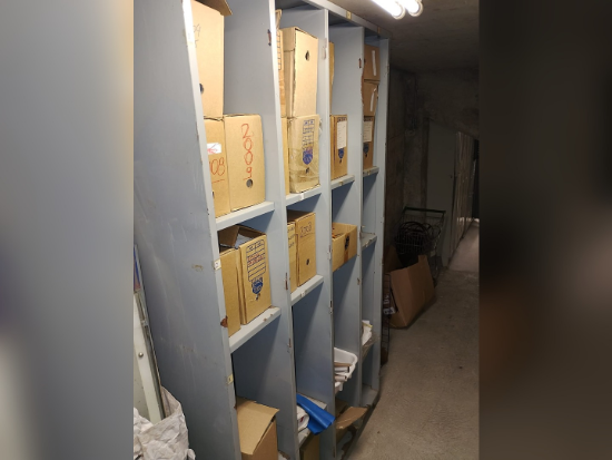 Lote contendo 04 sucatas de Armários de Vestiário, sem marca.