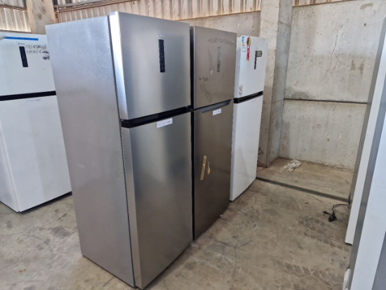 Lote contendo 3 geladeiras marca Mídea