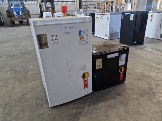Lote contendo 2 FRIGOBAR marca Mídea