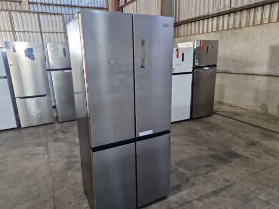 Lote contendo 1 geladeiras marca Mídea