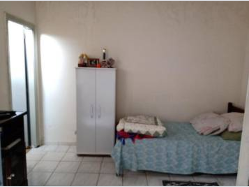 Casa - Taubaté - SP, localizado em Taubaté - SP, bairro Centro