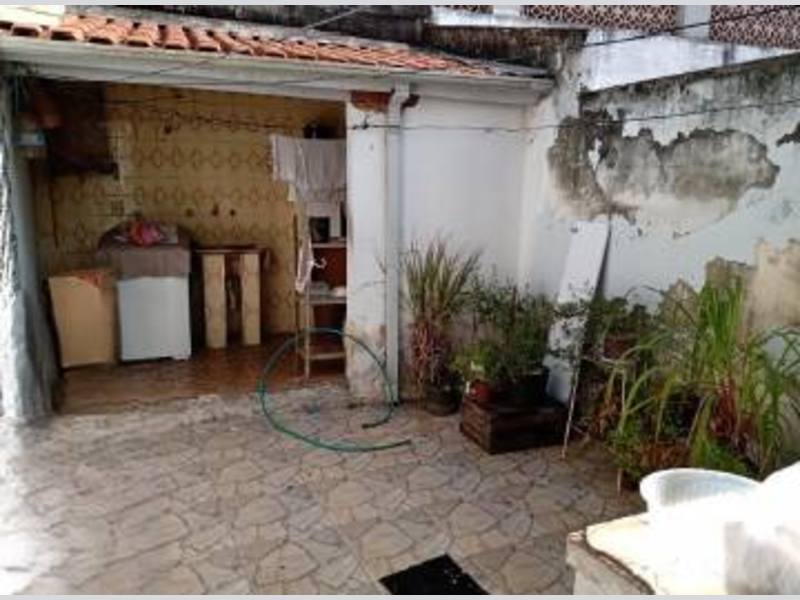 Casa - Taubaté - SP, localizado em Taubaté - SP, bairro Centro