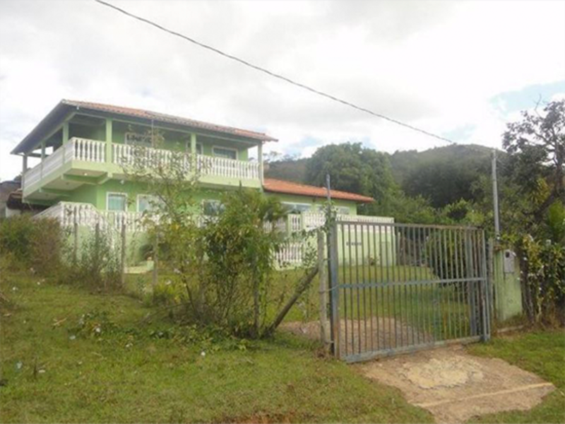 Casa - Esmeraldas - MG, localizado em Esmeraldas - MG, bairro Jardim das Oliveiras