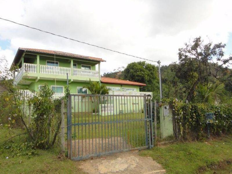 Casa - Esmeraldas - MG, localizado em Esmeraldas - MG, bairro Jardim das Oliveiras