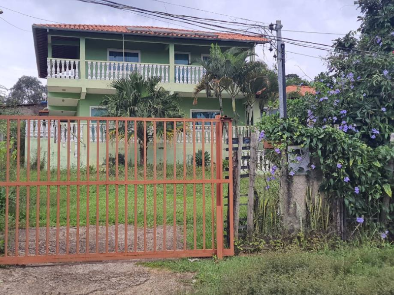 Casa - Esmeraldas - MG, localizado em Esmeraldas - MG, bairro Jardim das Oliveiras