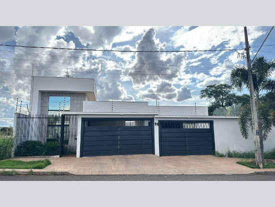 Casa - Maringá - PR
