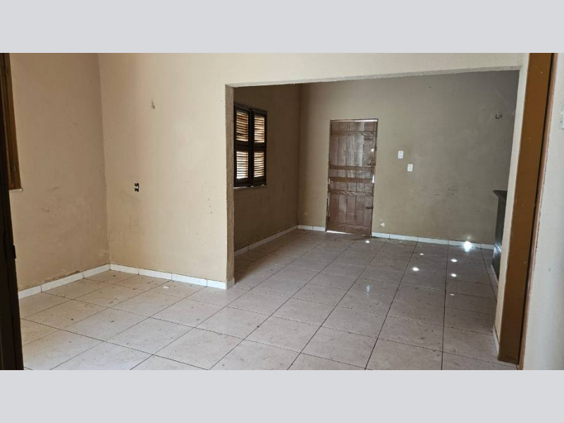 Casa - Fortaleza - CE, localizado em Fortaleza - CE, bairro Guajeru