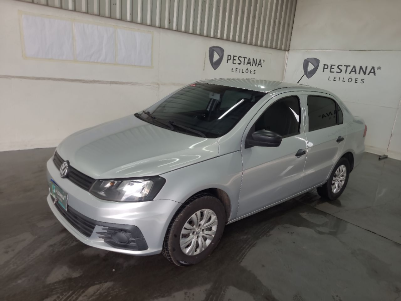 Volkswagen Novo Voyage 2018 em leilão