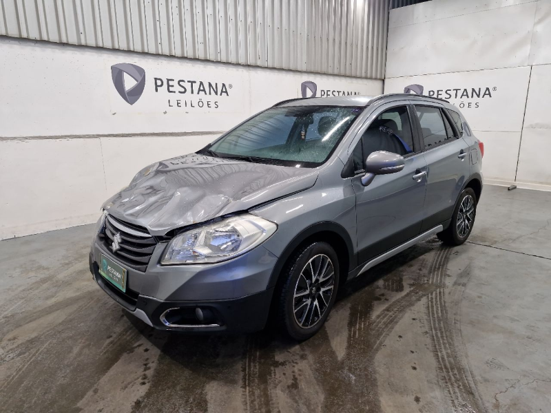 Suzuki Scross - Foto 1