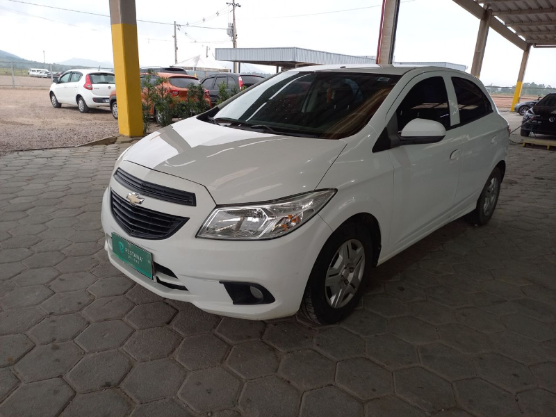 Chevrolet Onix 2018 em leilão