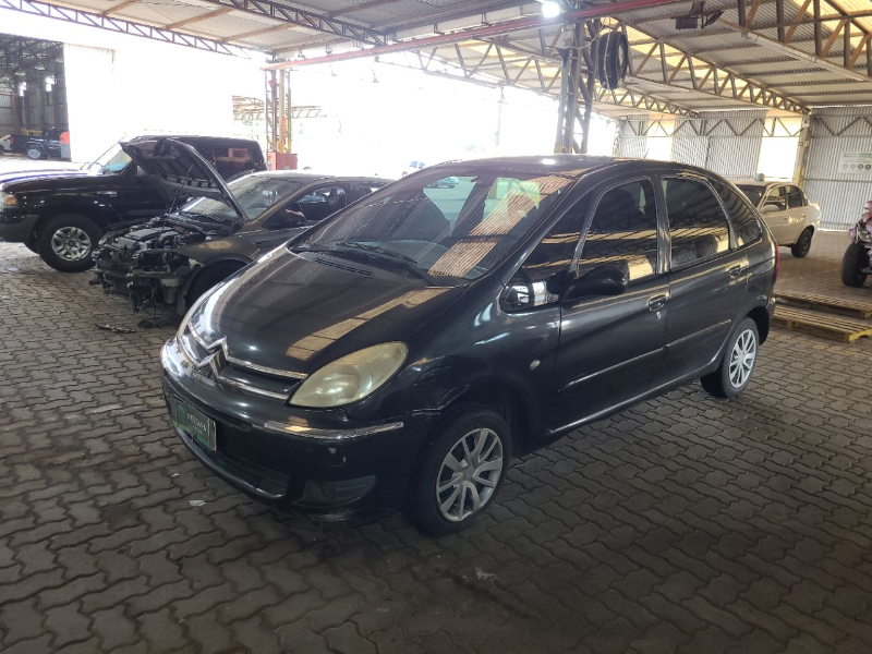 CITROËN Picasso - Foto 1