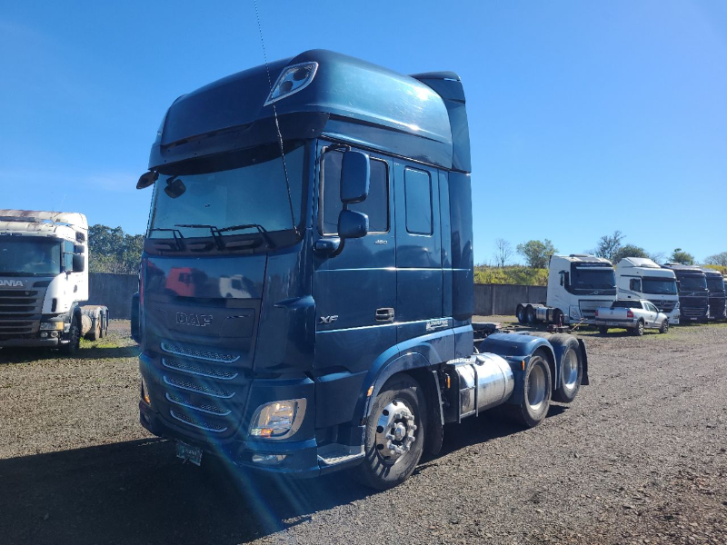 DAF XF - Foto 1