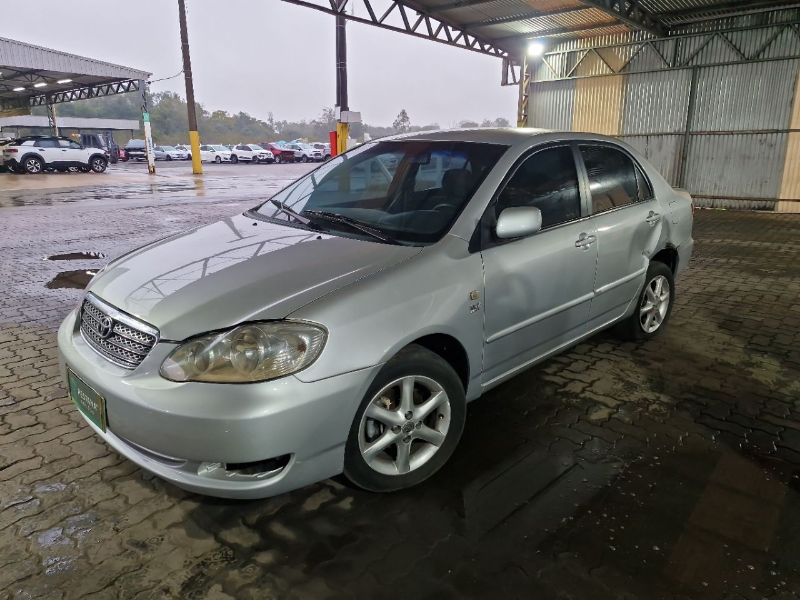 Toyota Corolla 2008 em leilão