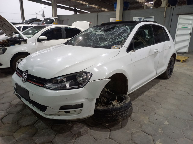 Volkswagen Golf - Foto 1
