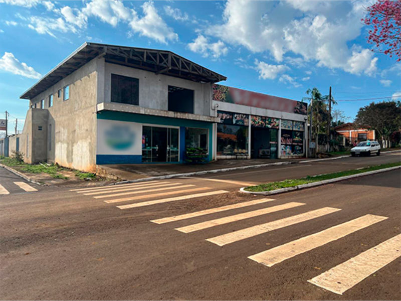 Prédio - Marquinho - PR, localizado em Marquinho - PR, bairro Roziski