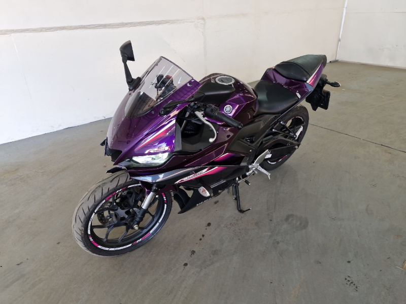 Yamaha YZF 2024 em leilão