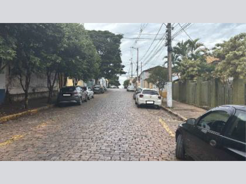 Casa - Guaranésia - MG, localizado em Guaranésia - MG, bairro Centro