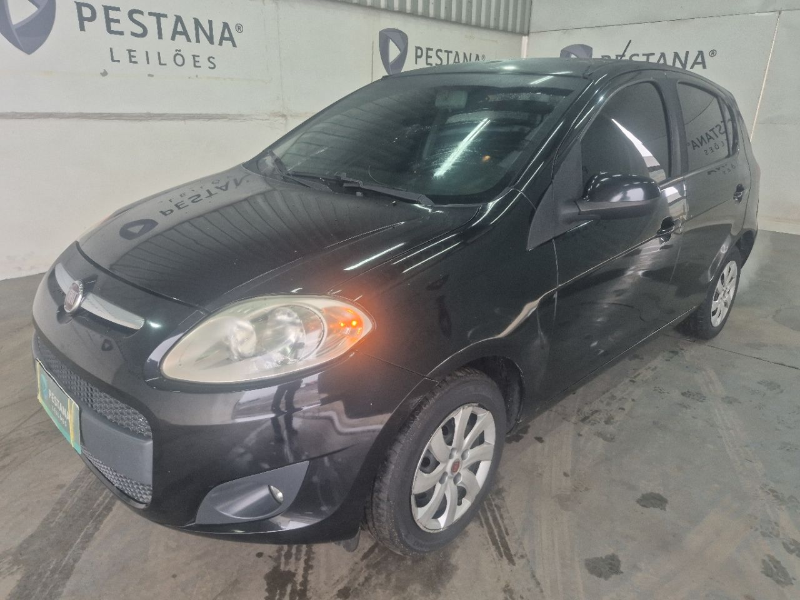 Fiat Palio 2013 em leilão