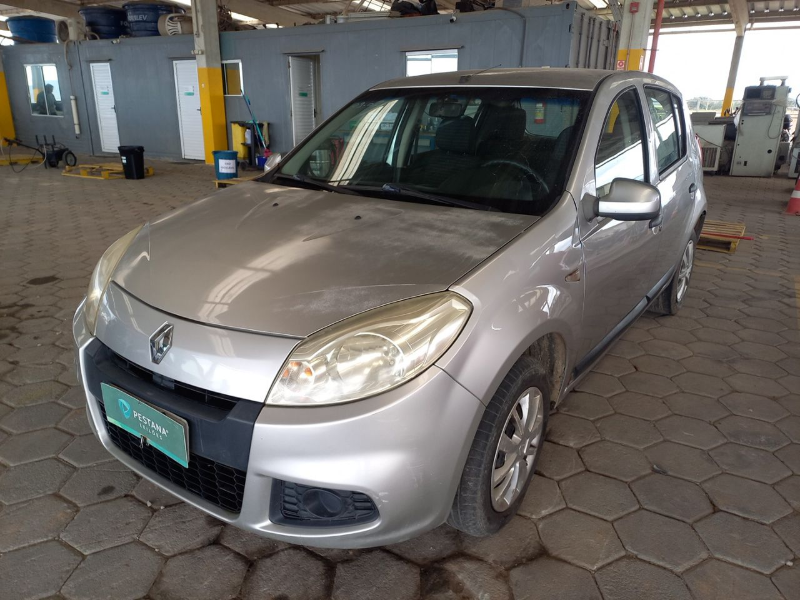 Renault Sandero 2012 em leilão