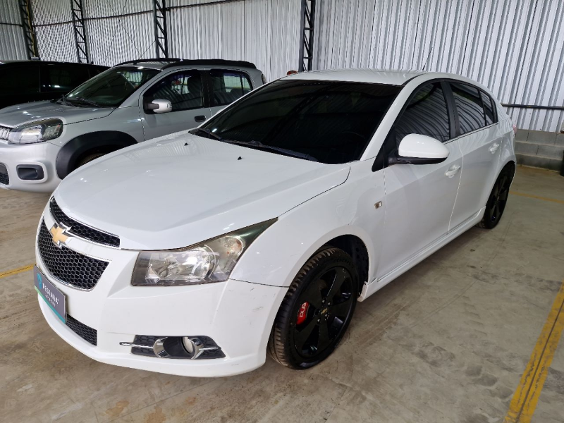 Chevrolet Cruze 2013 em leilão