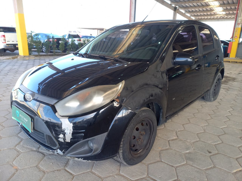 Ford Fiesta 2014 em leilão