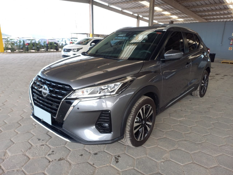 Nissan Kicks 2025 em leilão