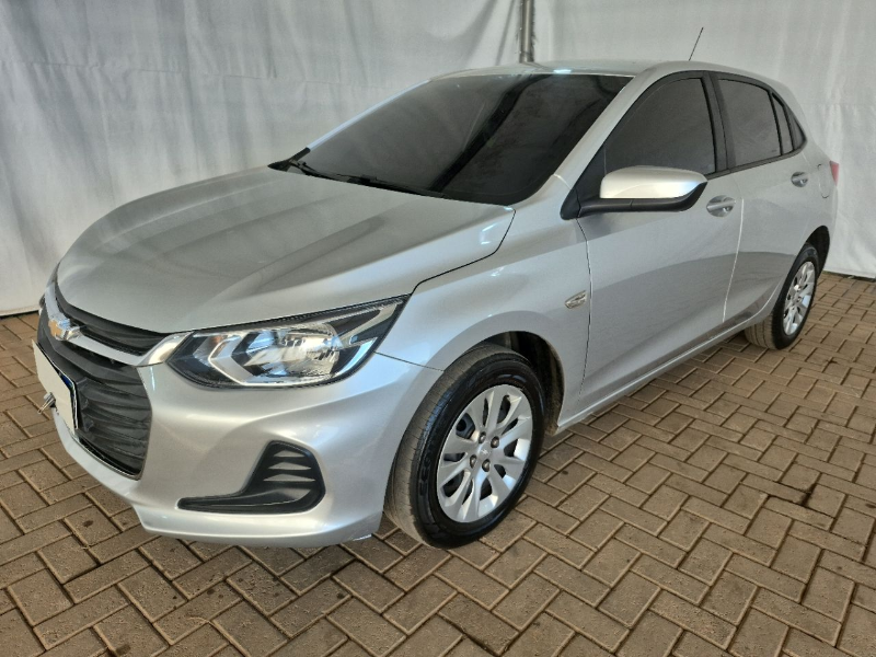 Chevrolet Onix 2023 em leilão