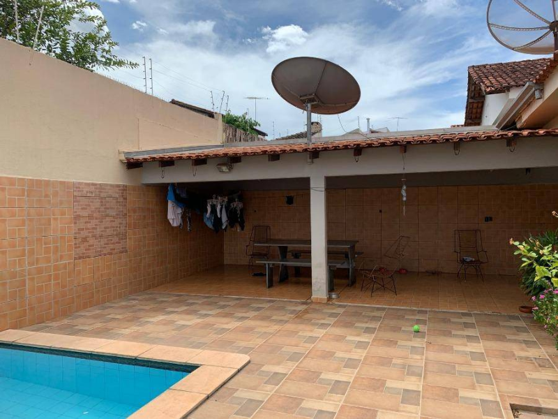 Casa - Cuiabá - MT, localizado em Cuiabá - MT, bairro Jardim Itália